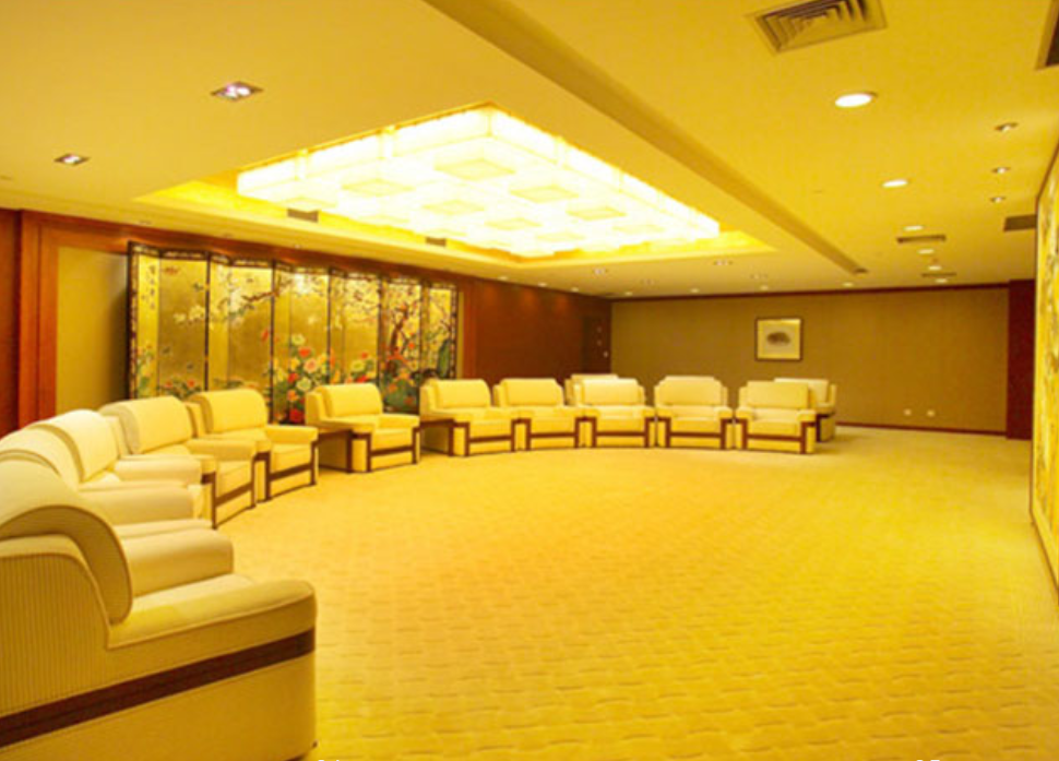 �Ͼ���������